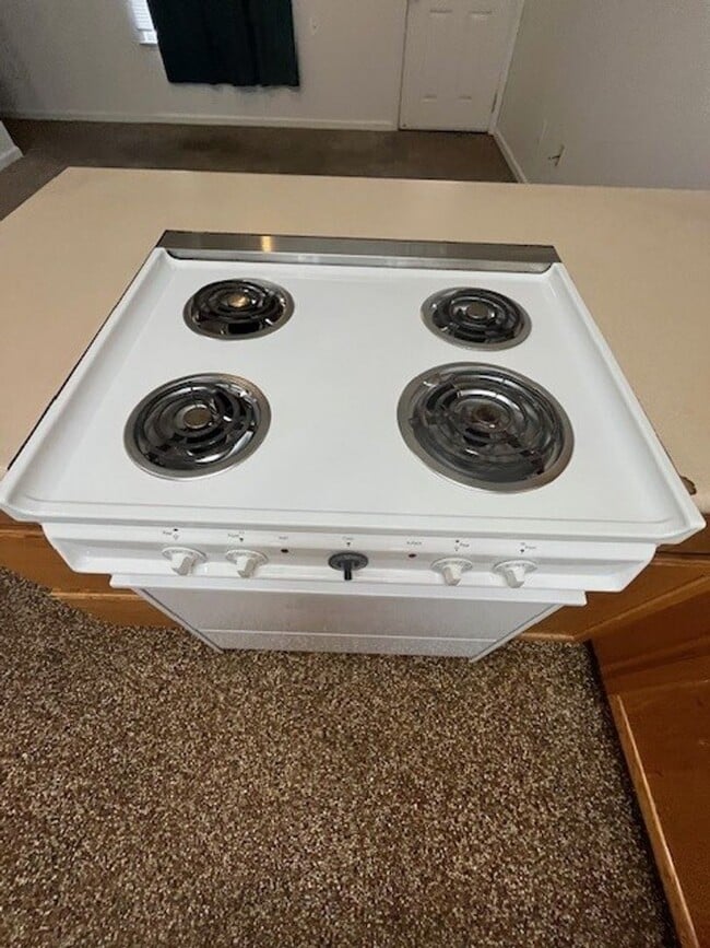 Building Photo - 3001 - 3007 S. Sallee Ct.