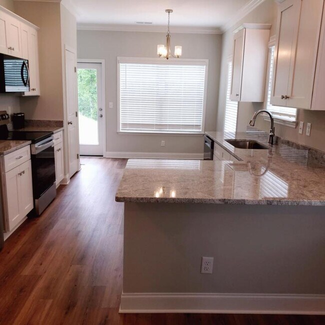 Building Photo - 447 Minnis Rd