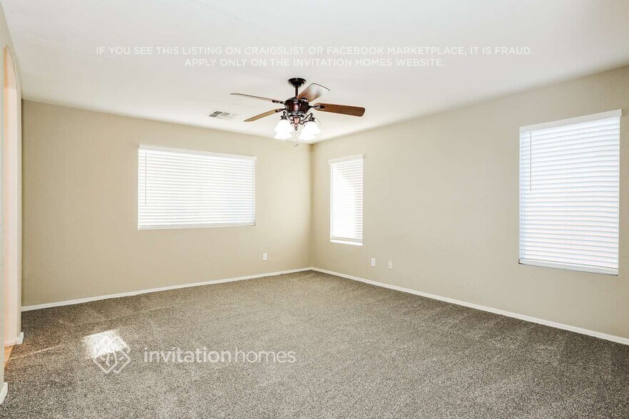 Building Photo - 4821 E Meadow Mist Ln