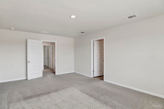 Building Photo - 5249 Peach Dr