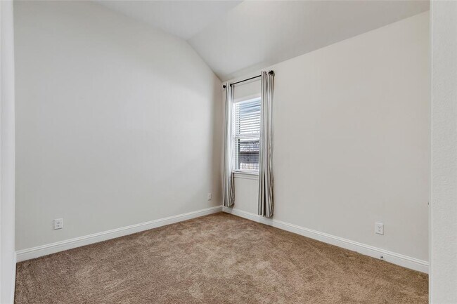 Building Photo - 15342 Majestic Knight Dr