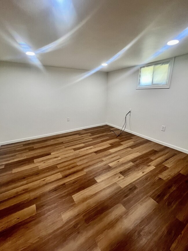 Building Photo - 3012 Oxon Run Ct
