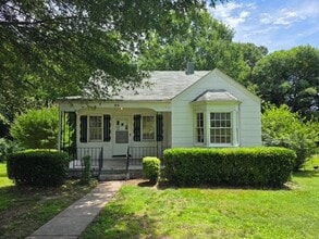 Building Photo - Coming Soon-Cute 2 Bed 1 Bath Home in Reidsville