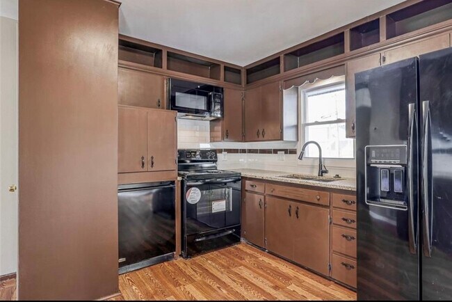 Building Photo - 8800 Stark Ave