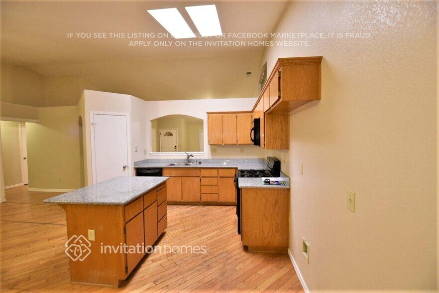 Building Photo - 2644 Togninali Ln