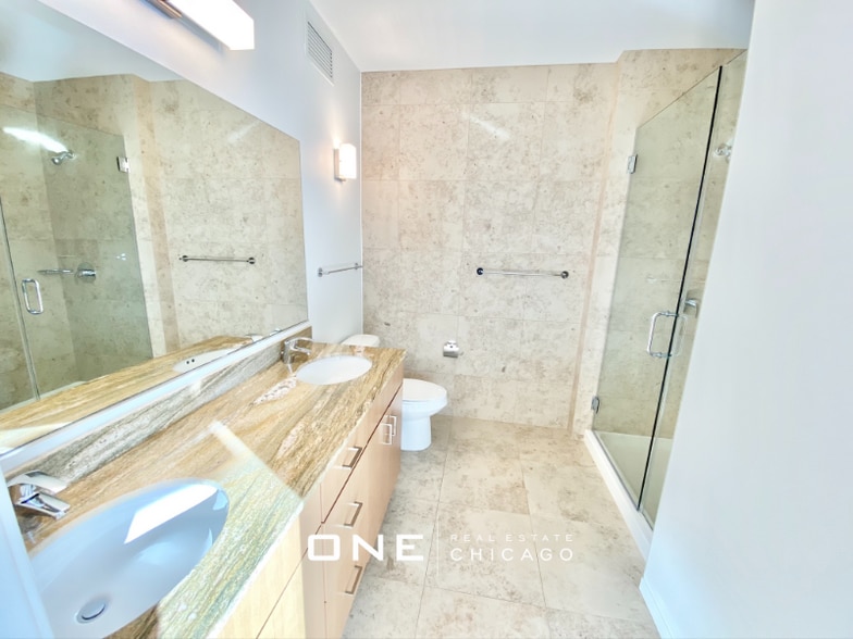 Building Photo - 190 E Illinois St