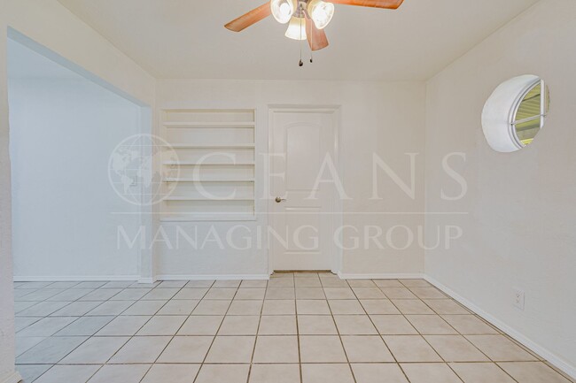 Building Photo - Updated Beachside Ormond Home