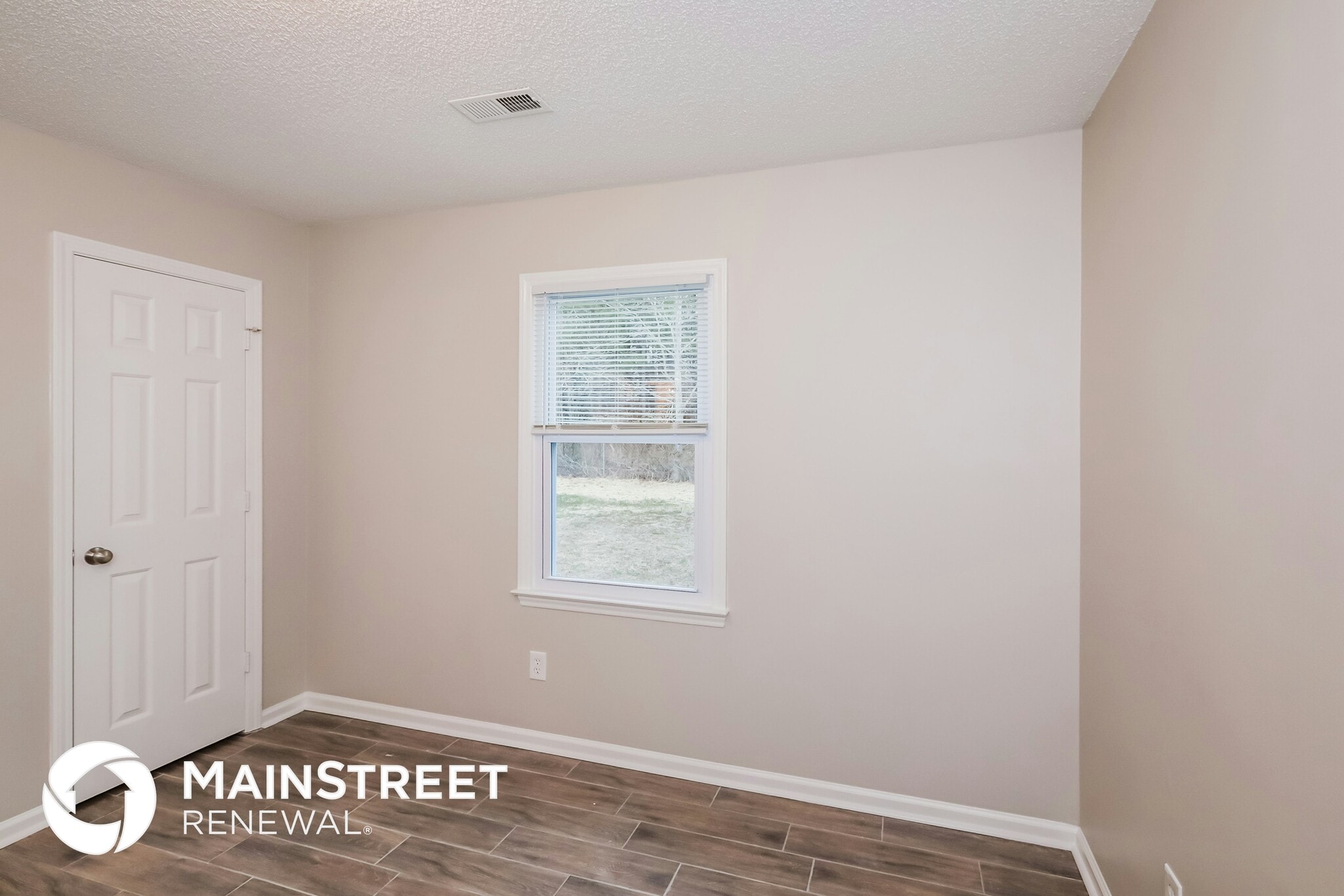 Building Photo - 2927 Faircroft Way