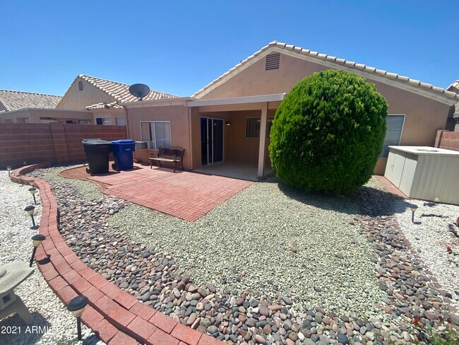 Building Photo - 14562 W Moccasin Trail