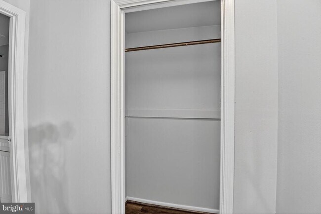 Building Photo - 7505 Riverdale Rd