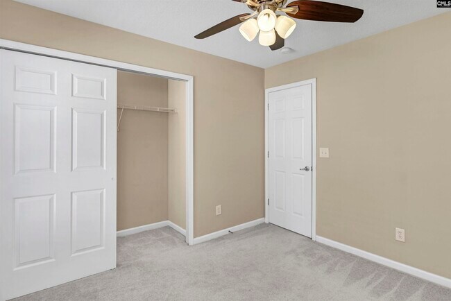 Building Photo - 21 Spears Ct