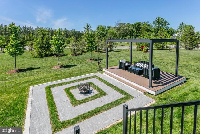 Building Photo - 41355 Tarragon Leaf Dr