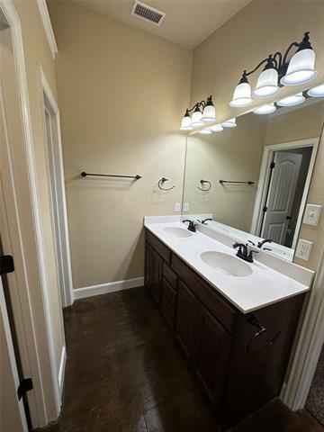Building Photo - 3820 Carrera Ln