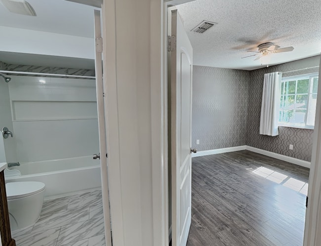 Building Photo - 8212 Citrus Chase Dr