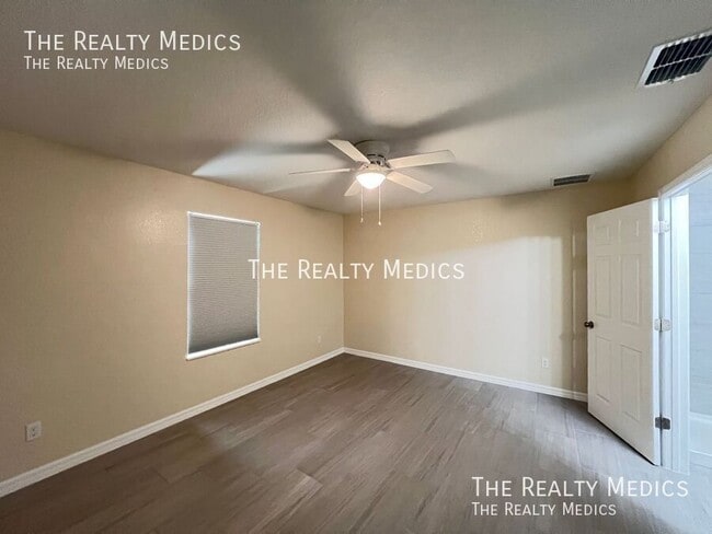 Building Photo - 4 Malauka Ln Dr