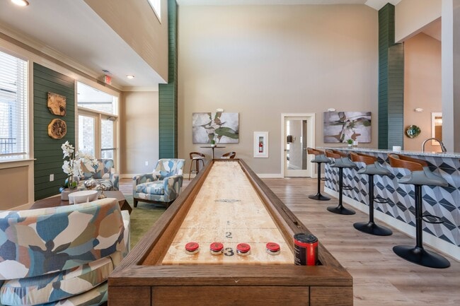 Building Photo - Comet Richland