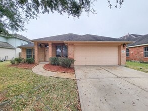 Building Photo - Stunning 3-Bedroom Dream Home in a Quiet Cul-de-Sac!