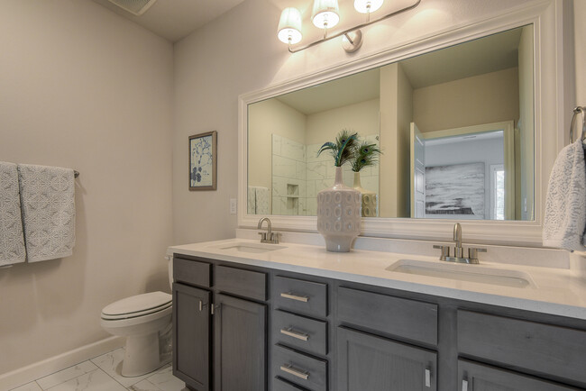 Master Bath Vanity - 9727 Montclaire Dr