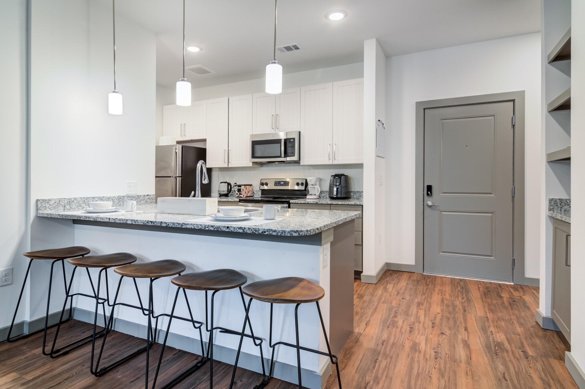 Building Photo - 14 SixtyFive