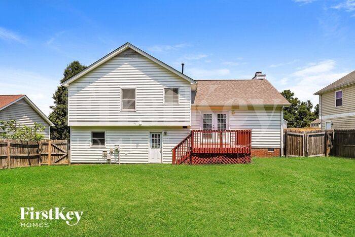 Building Photo - 306 Mt Olive Dr