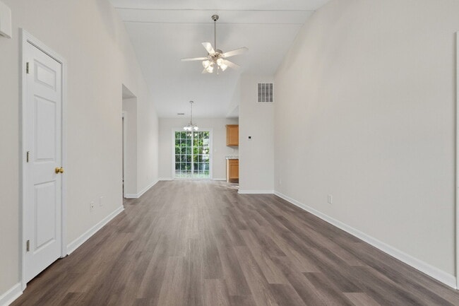 Building Photo - 209 Ansley Walk Ln
