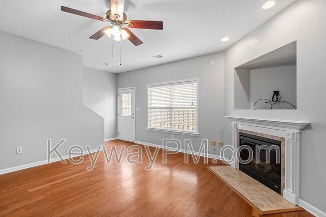 Building Photo - 2207 River Park Ct