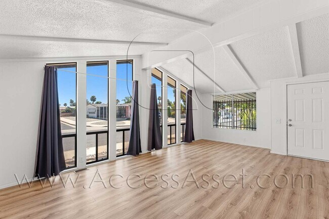 Building Photo - Spacious 2 Bedroom Home in a Desirable 55+ Hemet Community