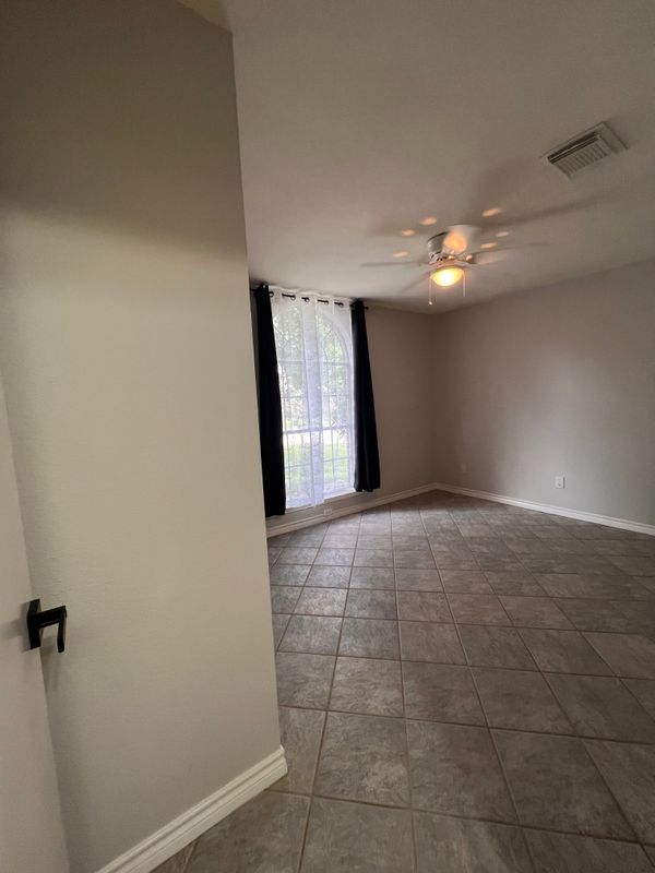 Building Photo - 5818 Toddington Rd