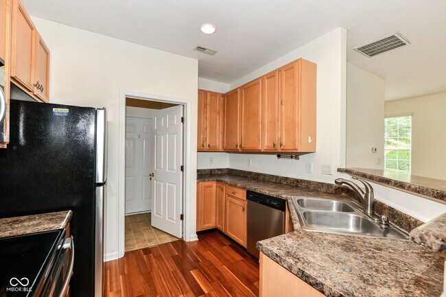 Building Photo - 4012 Weston Pointe Dr