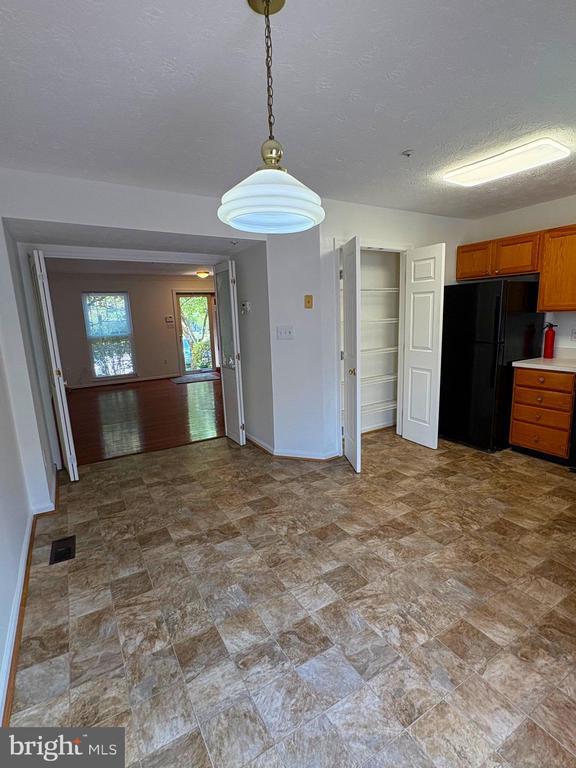 Building Photo - 8316 Widgeon Pl