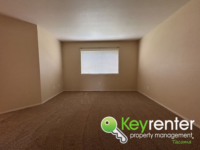 Building Photo - Magnificent North West Tacoma Home