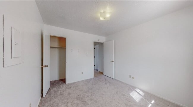 Building Photo - 11426 Prospect Ave NE