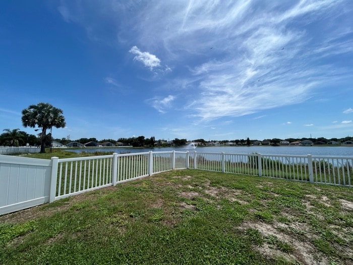 Building Photo - 12627 Lake Vista Dr
