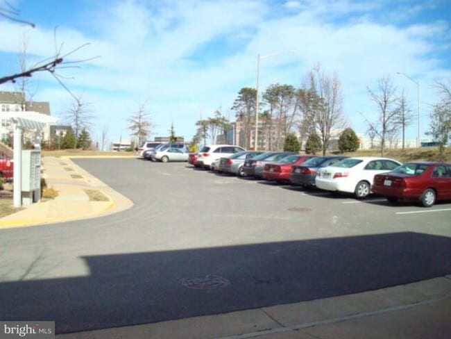 Building Photo - 11445 Fogarty Ct