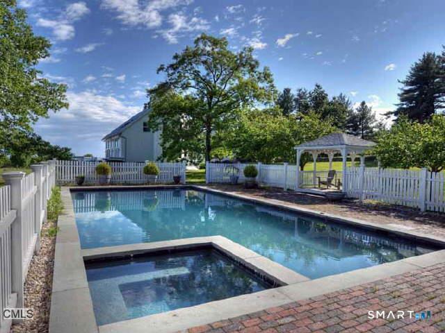 Building Photo - 187 Old Mt Tom Rd