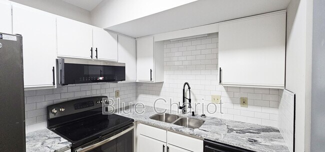 Building Photo - 47 Bell Cir