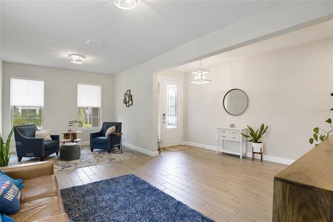Building Photo - 8414 Vivaro Isle Way