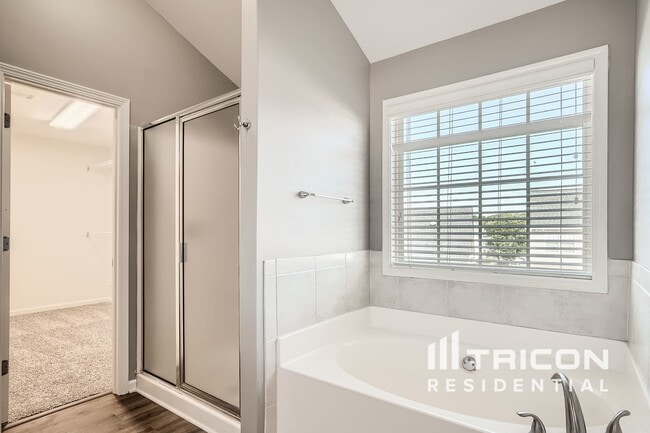 Building Photo - 1265 Leisure Lake Dr