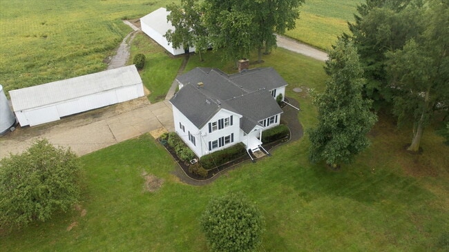 Building Photo - 5716 S Solon Rd