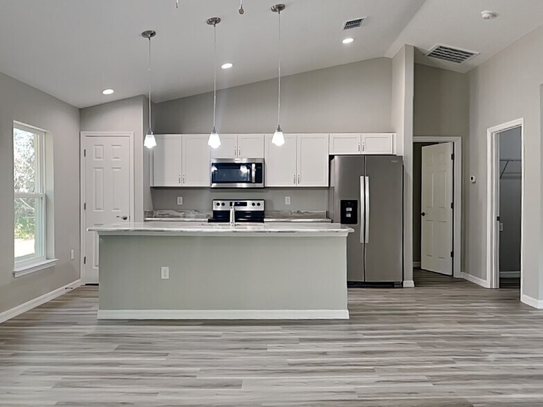 Building Photo - 19955 SW 96th Ln