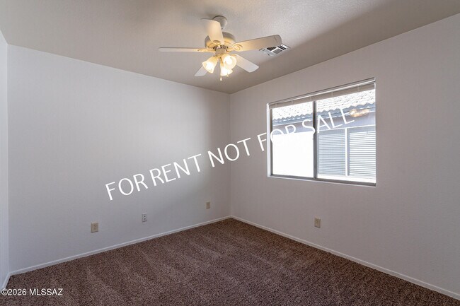 Building Photo - 2439 W Rousseau St