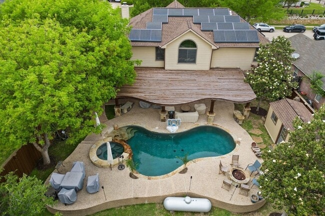 Building Photo - 1088 Pondview Dr