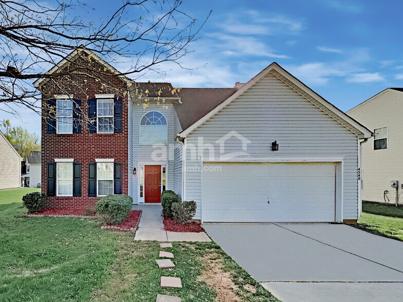 Primary Photo - 4540 Canipe Dr