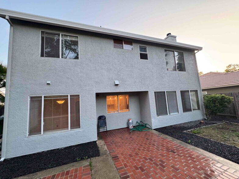 Building Photo - 6320 Di Lusso Dr