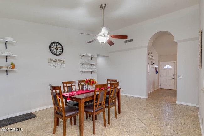 Building Photo - 12719 N 72nd Ave