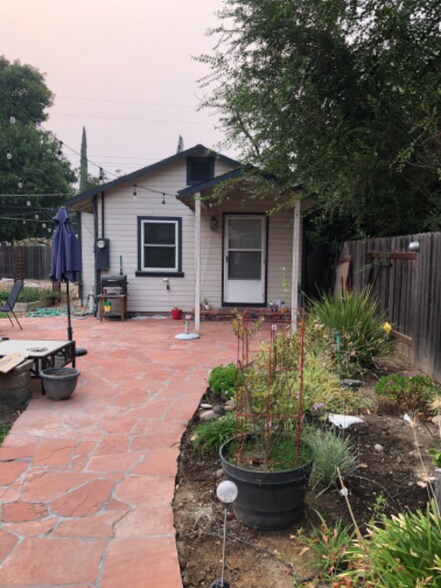 Building Photo - 2533 Cambon Way