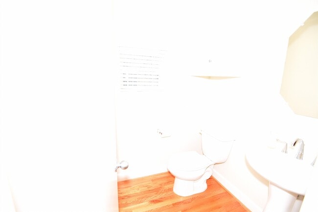 Building Photo - 11607 Main Pine Dr