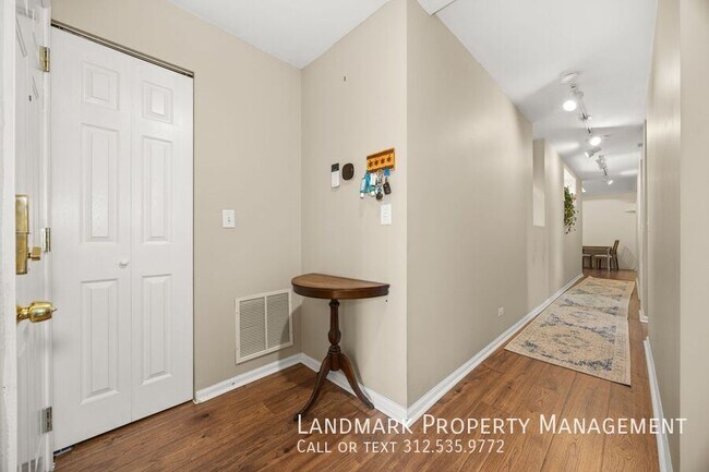Building Photo - 4701 N Campbell Ave