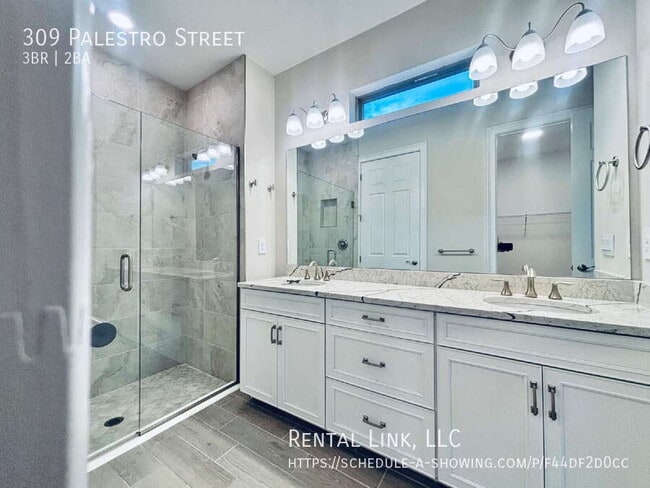 Building Photo - 309 Palestro St