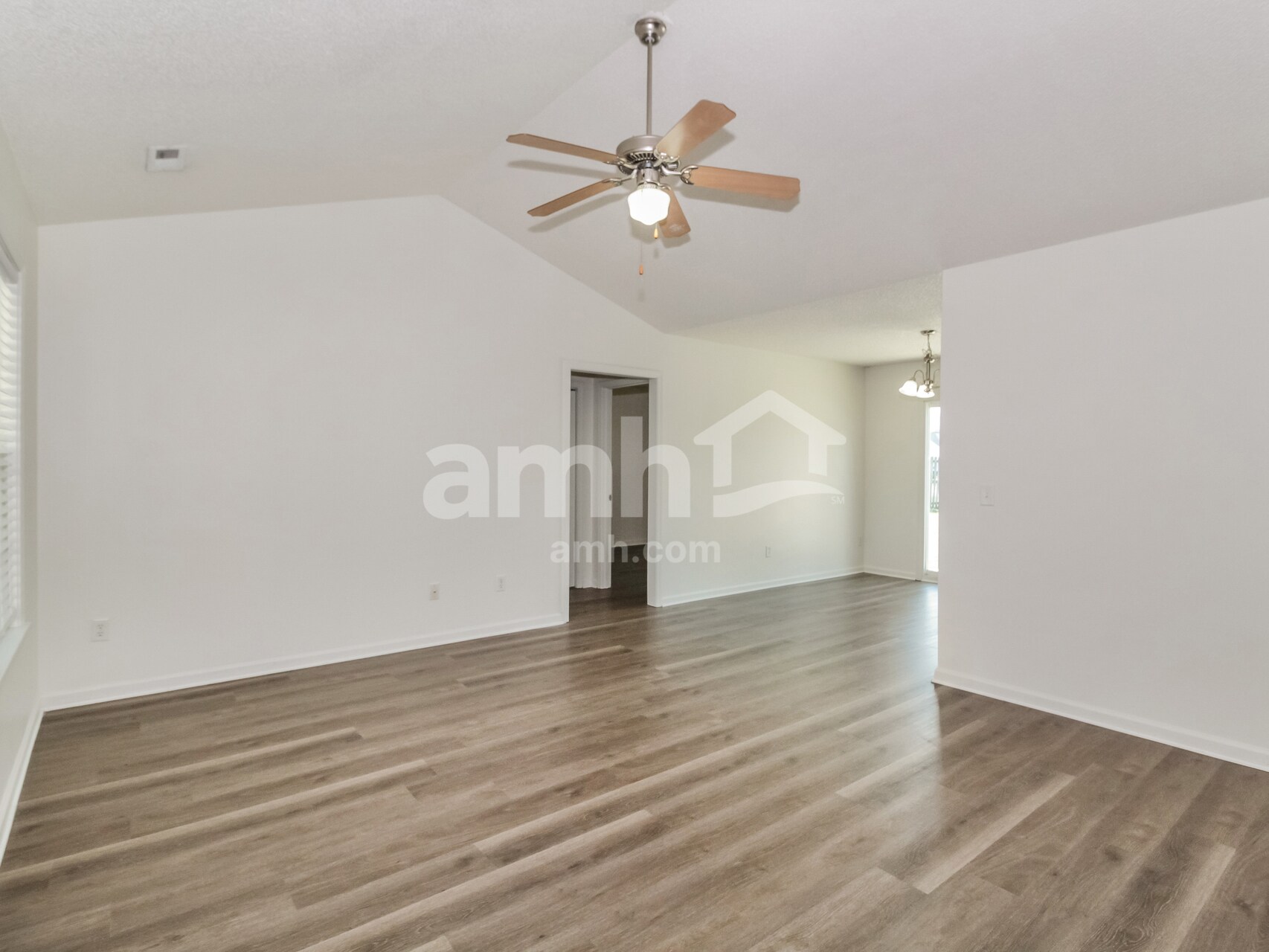 Building Photo - 7236 Walking Horse Ct